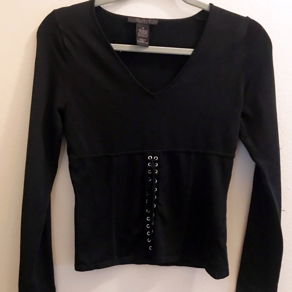 The limited stretch long sleeve tee lace up S